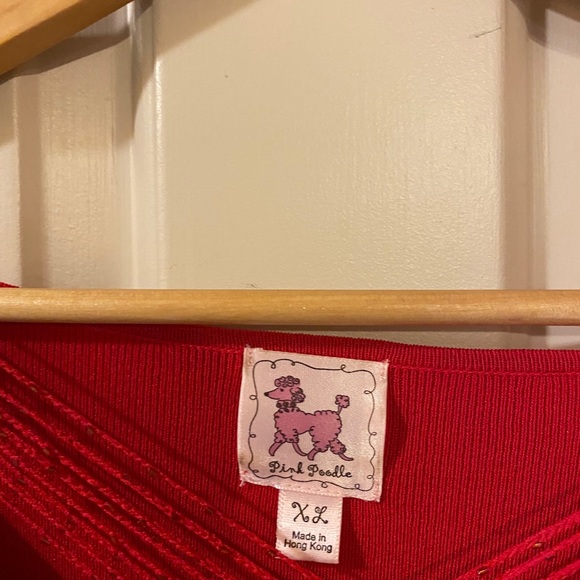 XL Red Top - Picture 3 of 3